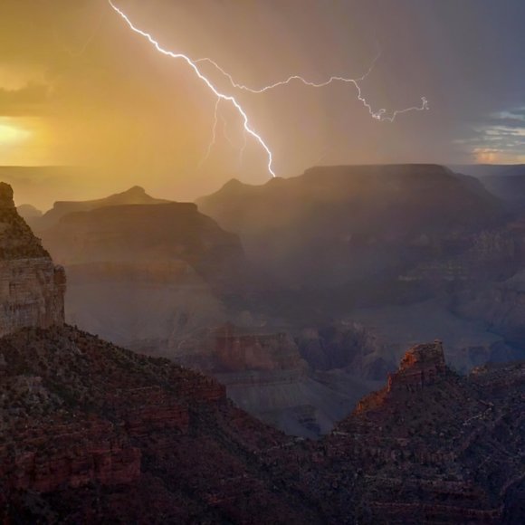 Infinite Love is the only Truth, every thing else is Illusion - Picture 9 of 13